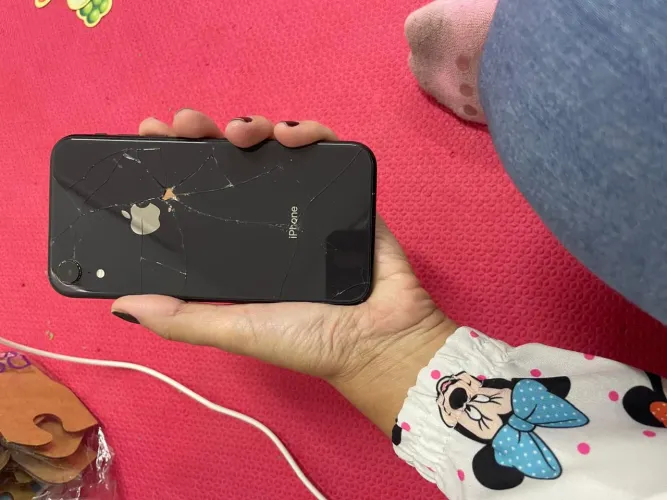 iPhone XR