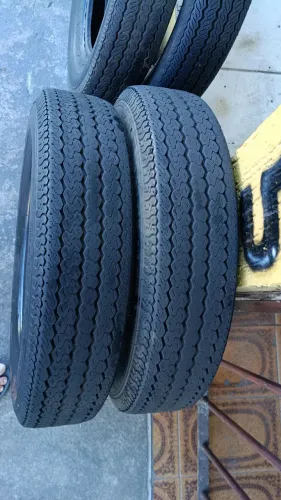 PNEUS PIRELLI ARO 15 ORIGINAL DO FUSCA 