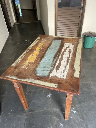 Mesa Rústica De Madeira De Demolição Com Pátina - 1,20m x 0,60m