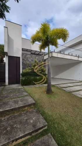 Casa de Alto Padrão para Locação no Portal Bragança - 3 Suítes, Piscina