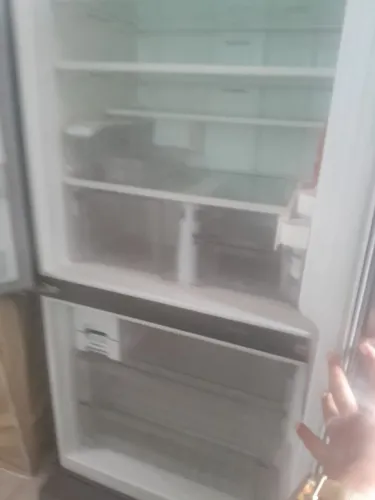 Geladeira Brastemp semi nova sem marcas de uso