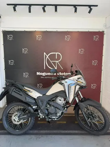 NOGUEIRA MOTOS HONDA XRE 300 SAHARA ADVENTURE BEGE 2025