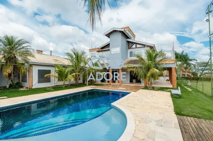 Casa á venda no Condomínio Zuleika Jabour - Salto/SP