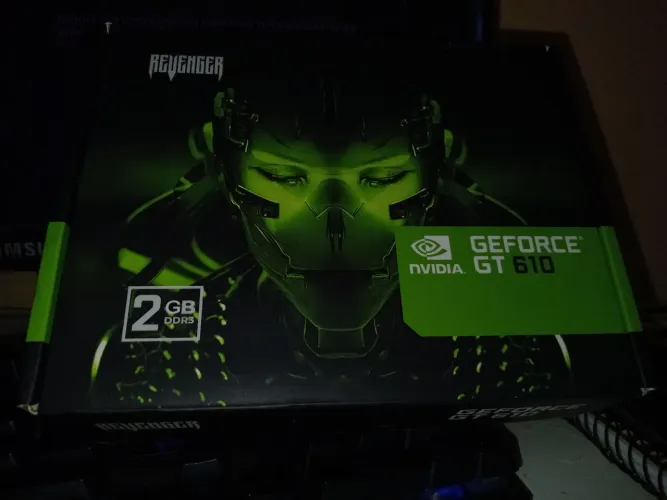 Vende-se Placa De Vídeo De 2gb Geforce GT 610