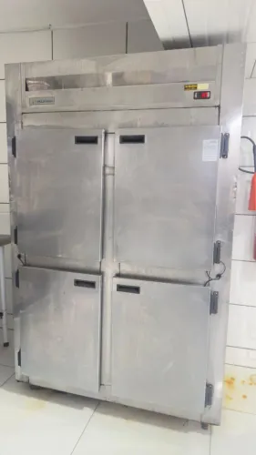 Intens para cozinha industrial e restaurante
