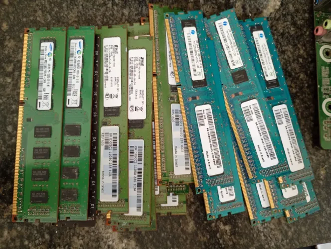 Memória Ddr3 2 e 4 gigas