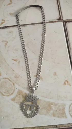 Corrente de prata no preço