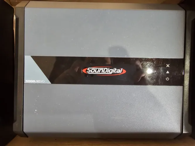 Soundigital evo 4 5000.1 watts 2 ohms