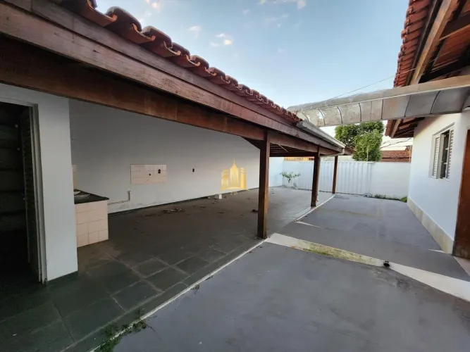 CASA DE ALTO PADRÃO À VENDA -BAIRRO SÃO JOSÉ - PARÁ DE MINAS