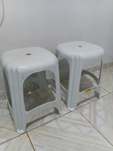 2 Banquetas Branco