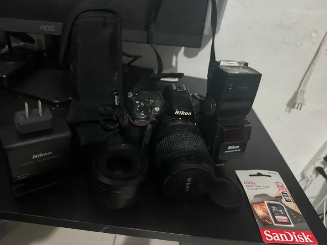 Kit Nikon D7200 + Lente 18-140mm + 35mm 1.8G + Flash SB-600 e acessórios (Parcelo até 21x)