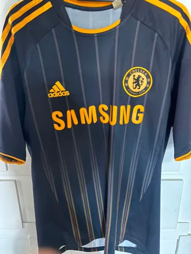 Camisa Chelsea Retro 2010/11 Preta e dourada - Adidas