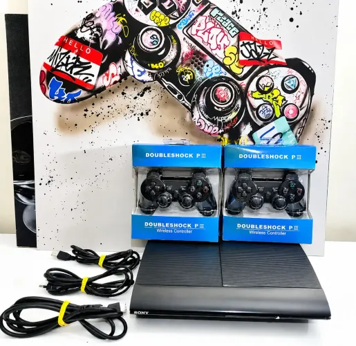PS3 Super Slim + 40 jogos
