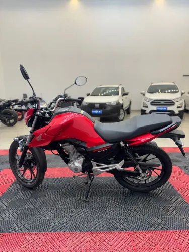 Motos 0km e usadas disponíveis para venda