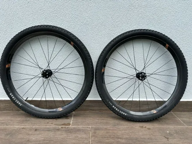Rodas Enve M5 Carbono