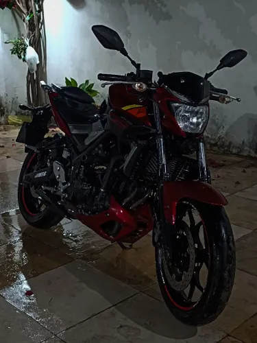 Yamaha MT-03 