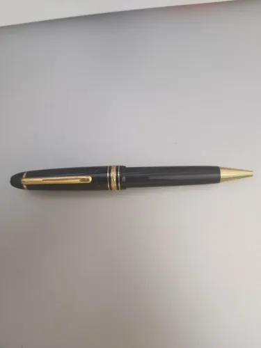 Caneta montblanc usada em ótimo estado