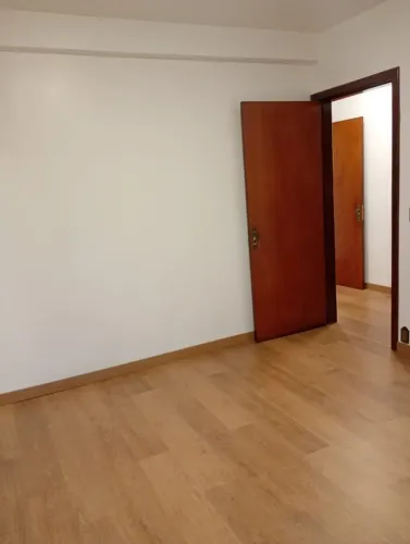 Contato: *, Apartamento Amplo, Avenida Presidente Vargas- 1808,