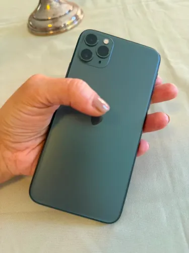 iPhone 11 Pro Max 256gb - 70% bateria