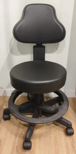 Mocho Ergonômico Cadeira Brasil Plus CB1582 com Aro - Seminovo