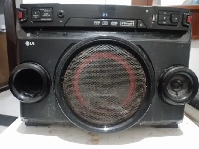  Mini System LG modelo OM4560