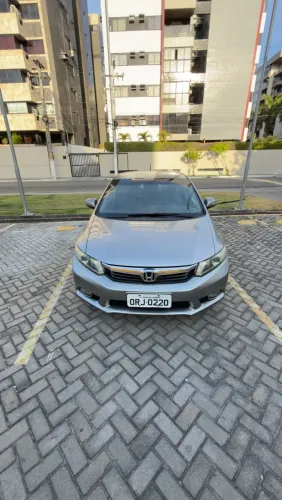 Honda Civic Sedan LXR 2.0 Flexone 16V Aut. 4P 2014