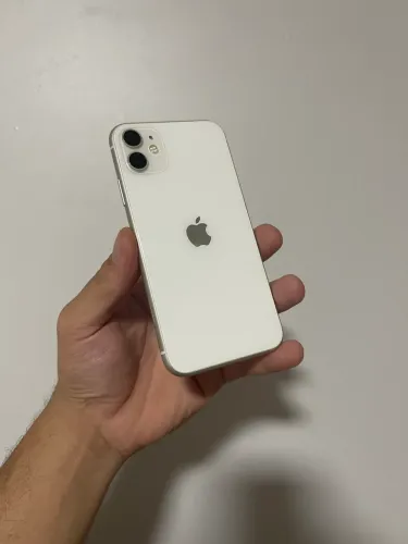 iPhone 11 - 128 GB impecável