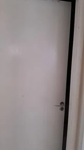 Portas para residência.