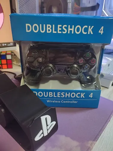 Controle PS4 + suporte 
