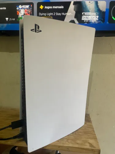 PS5 Fat 825gb Bem conservado com caixa