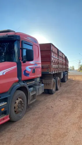 Scania T124 360 e bitrem guerra