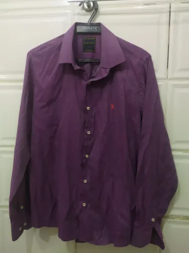 Camisa social roxa 