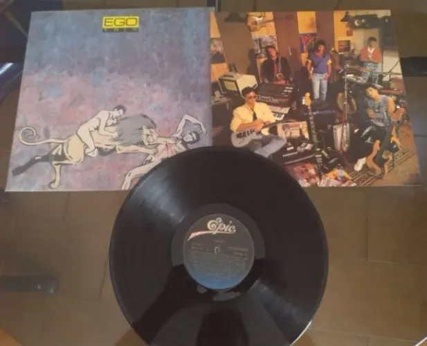 Baixou o preço... Disco de vinil - EGOTRIP