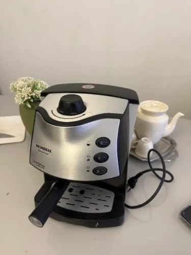 Máquina profissional de café expresso Mondial