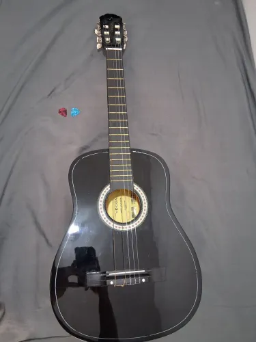 Violão Preto