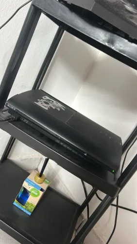 Vendo ps3 destravado todos jogos disponíveis 