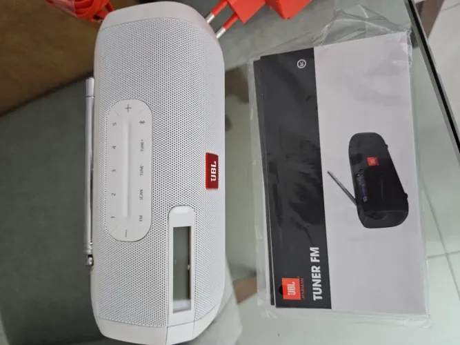 JBL com Radio