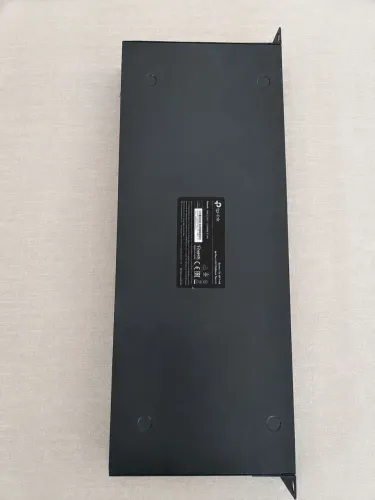 Switch TP-Link TL-SF1048 - 48 Portas - Seminovo