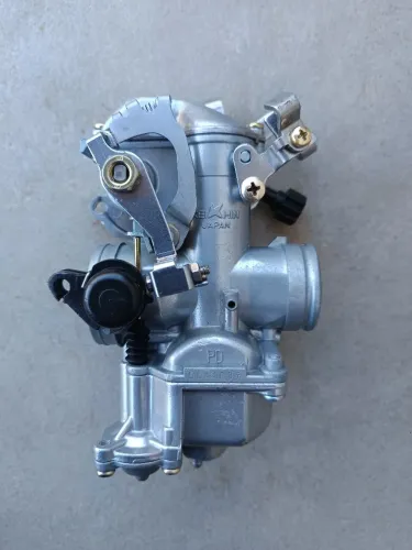 Carburador original xl 250r ,completo ( raridade)