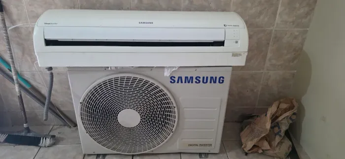 Split Samsung Inverter 22000 DEFEITO