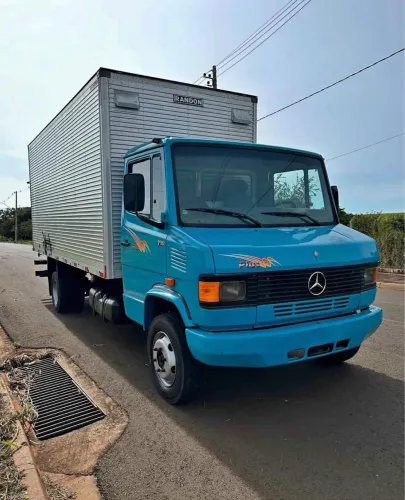 MB 710 baú