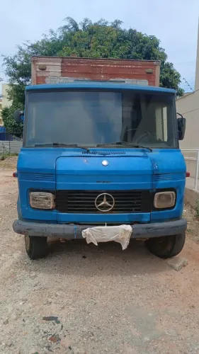 Mercedes-Benz 608 - Ano 1975 (BAÚ)