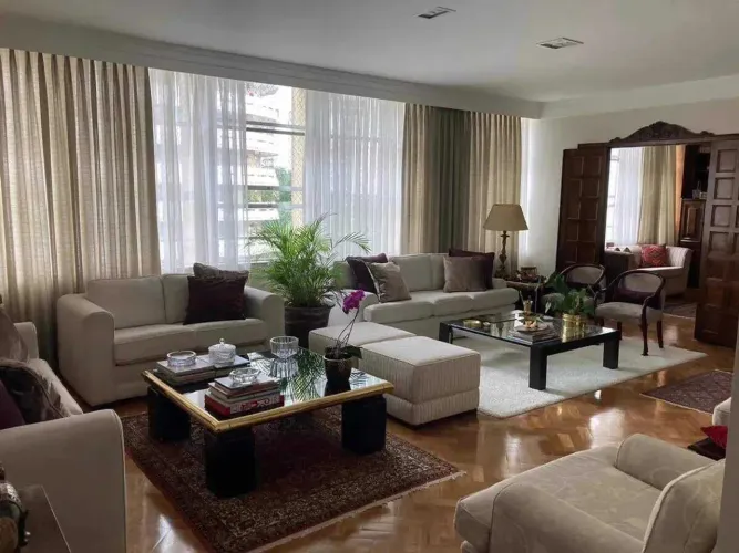 Apartamento em Higienópolis com 275m²