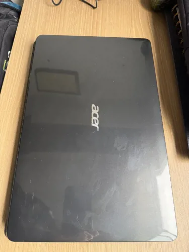 Notebook Acer Aspire E1-571-6644 - Core i3 - 4GB RAM - 500GB HD
