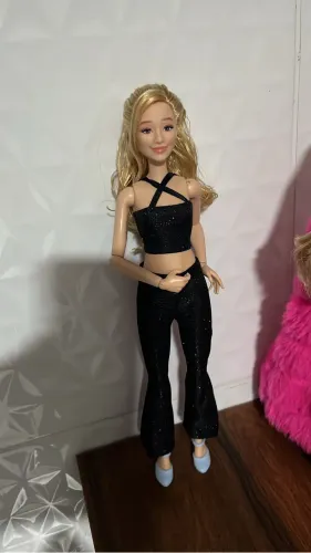 Boneca ariana grande