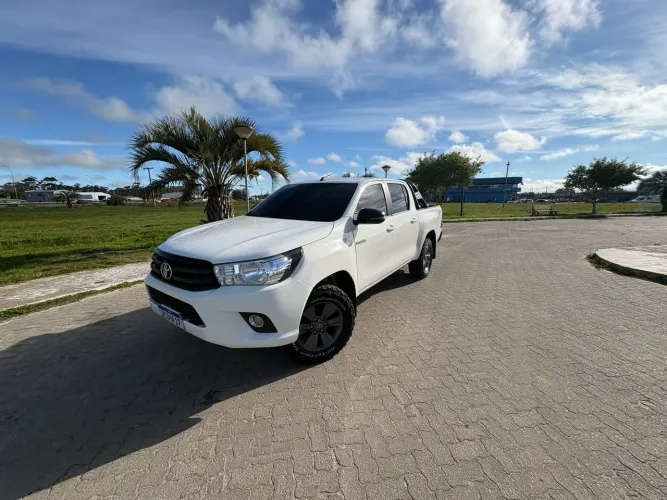 Toyota Hilux CD 4X4 2.8 Diesel Mec. 2018