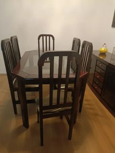 Mesa de jantar de 6 lugares