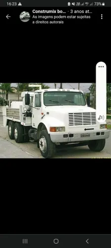 International 4900 + bomba putz 1409