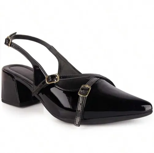 Sapato Scarpin slingback preto com fivelas