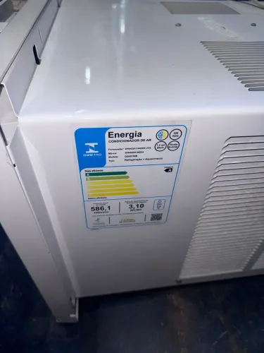 Ar-condicionado de Janela Springer Midea 7.500 BTUs - 220V